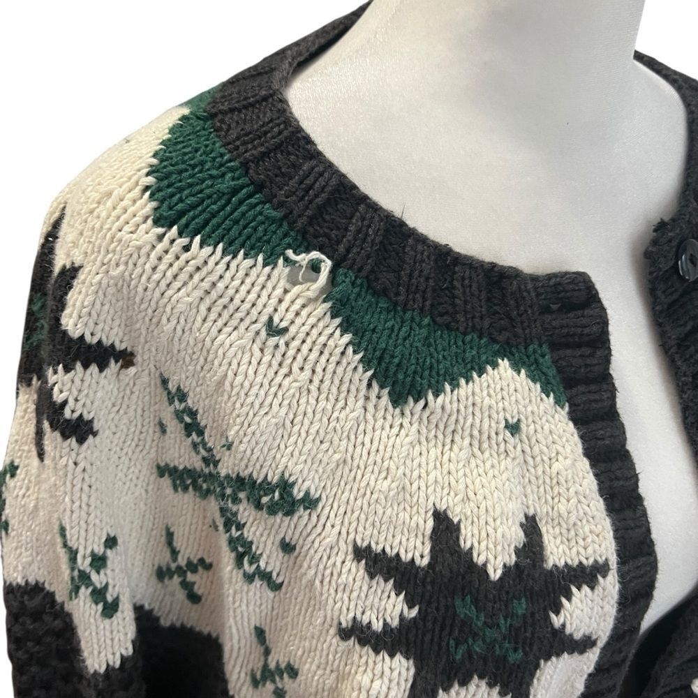 Vintage L.L. Bean Snowflake Fair Isle Cotton Knit Cardigan Sweater M - Picture 3 of 6